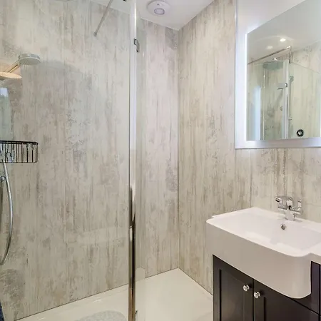 3 Bed In The 88586 Duddon