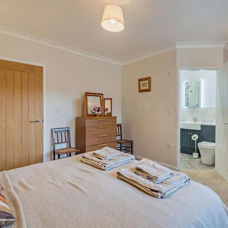 3 Bed In Millom Oc-88586 *
