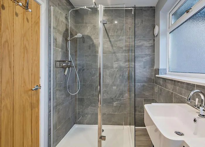 3 Bed In Millom Oc-88586 *