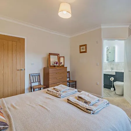 Tatil Evi 3 Bed In Millom Oc-88586 *